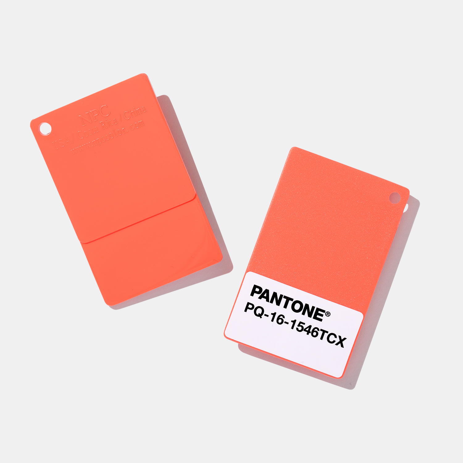 PQ-pantone-plus-pms-color-plastic-standard-chips-color-of-the-year-2019-living-coral